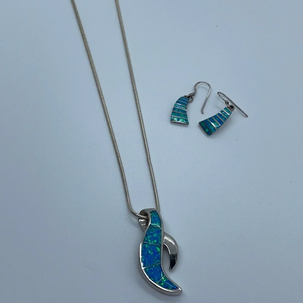 Silver .925 Matching Necklace and Earring Set